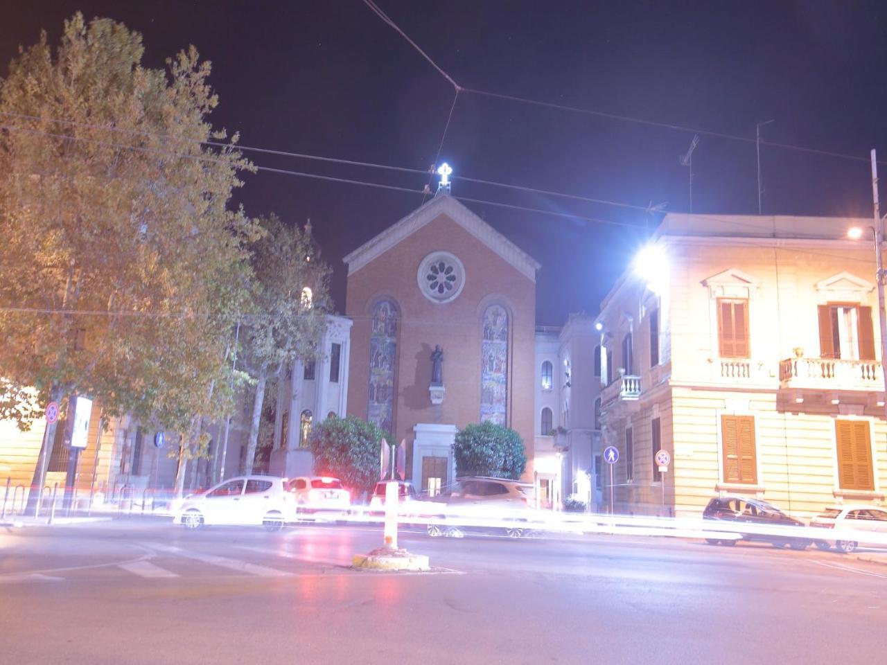 Bari City Hub _ Locazione Turistica Hotel Exterior foto